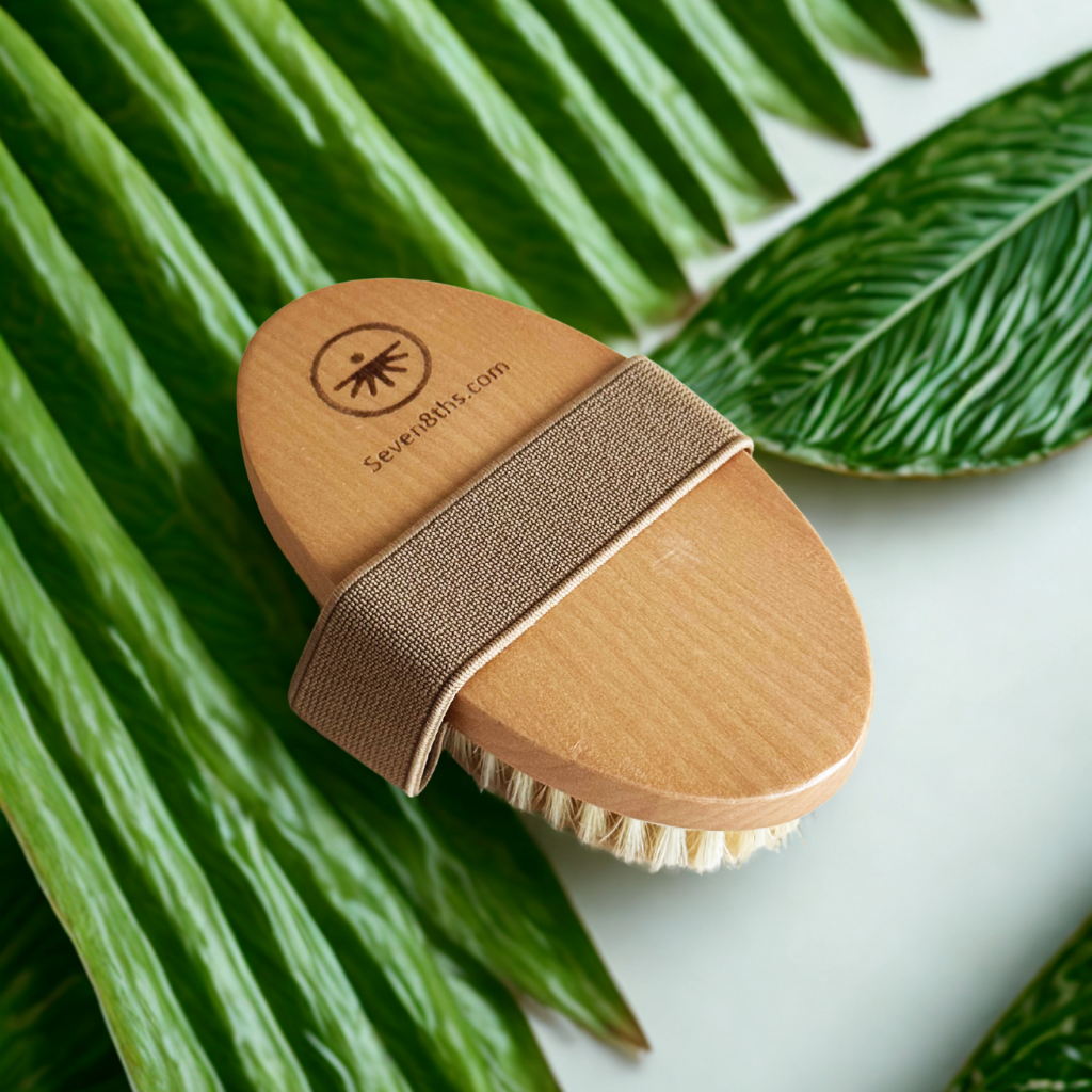 Seven 8ths Gentle Glow Brush made of wood and natural-bristles for dry brushing and exfoliating the face