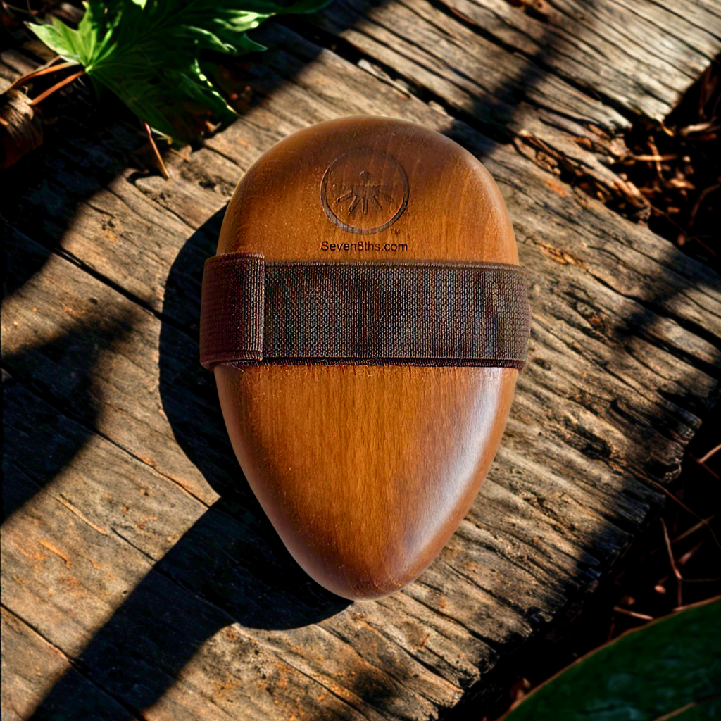 Seven 8ths Revitalize Brush made of wood and natural-bristles for dry brushing and whole-body exfoliation